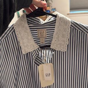 NWT GAP X Doen small shirt